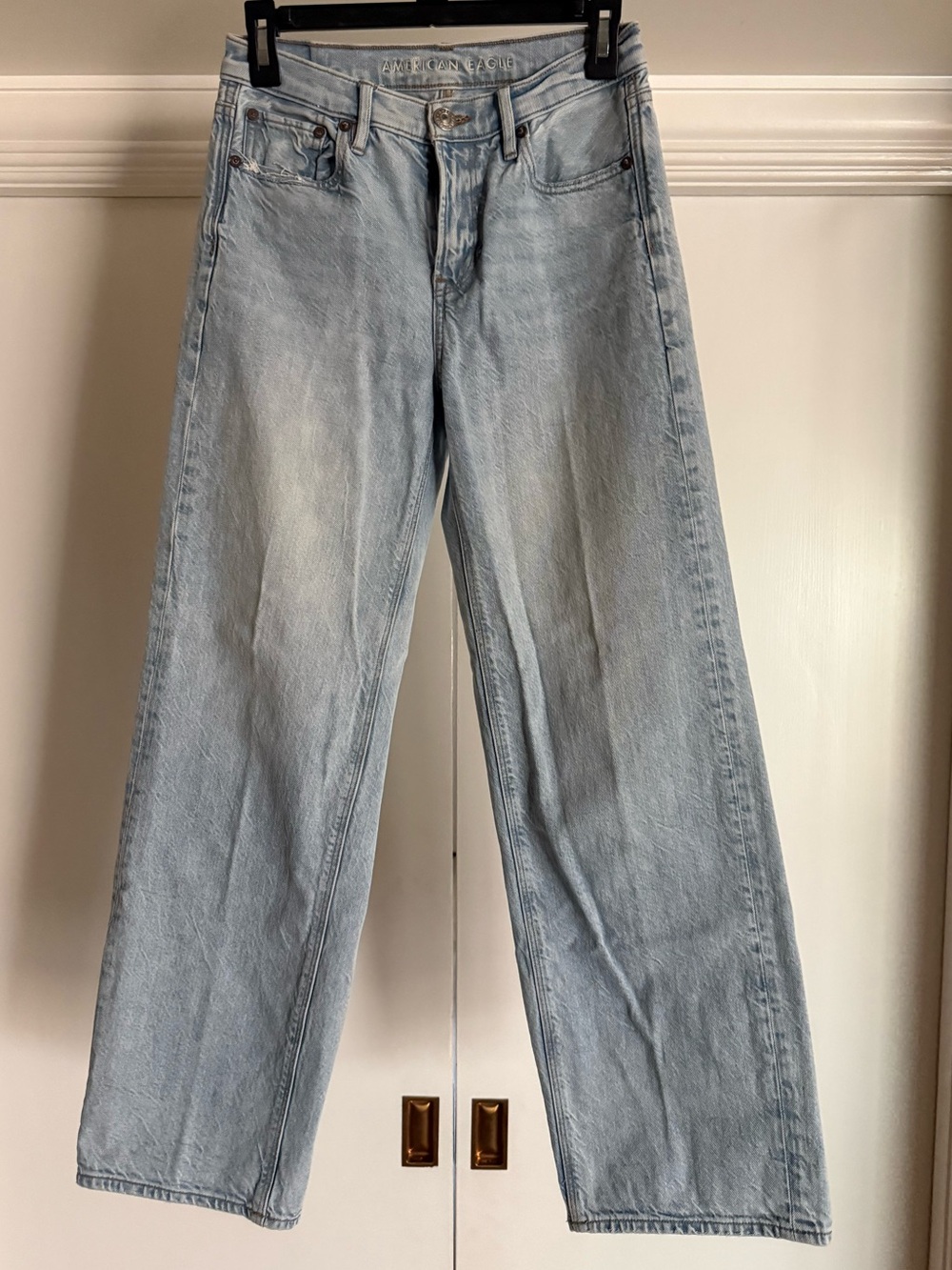 American Eagle Outfitters Light Wash ‘90s Wide Leg Jeans - Women’s